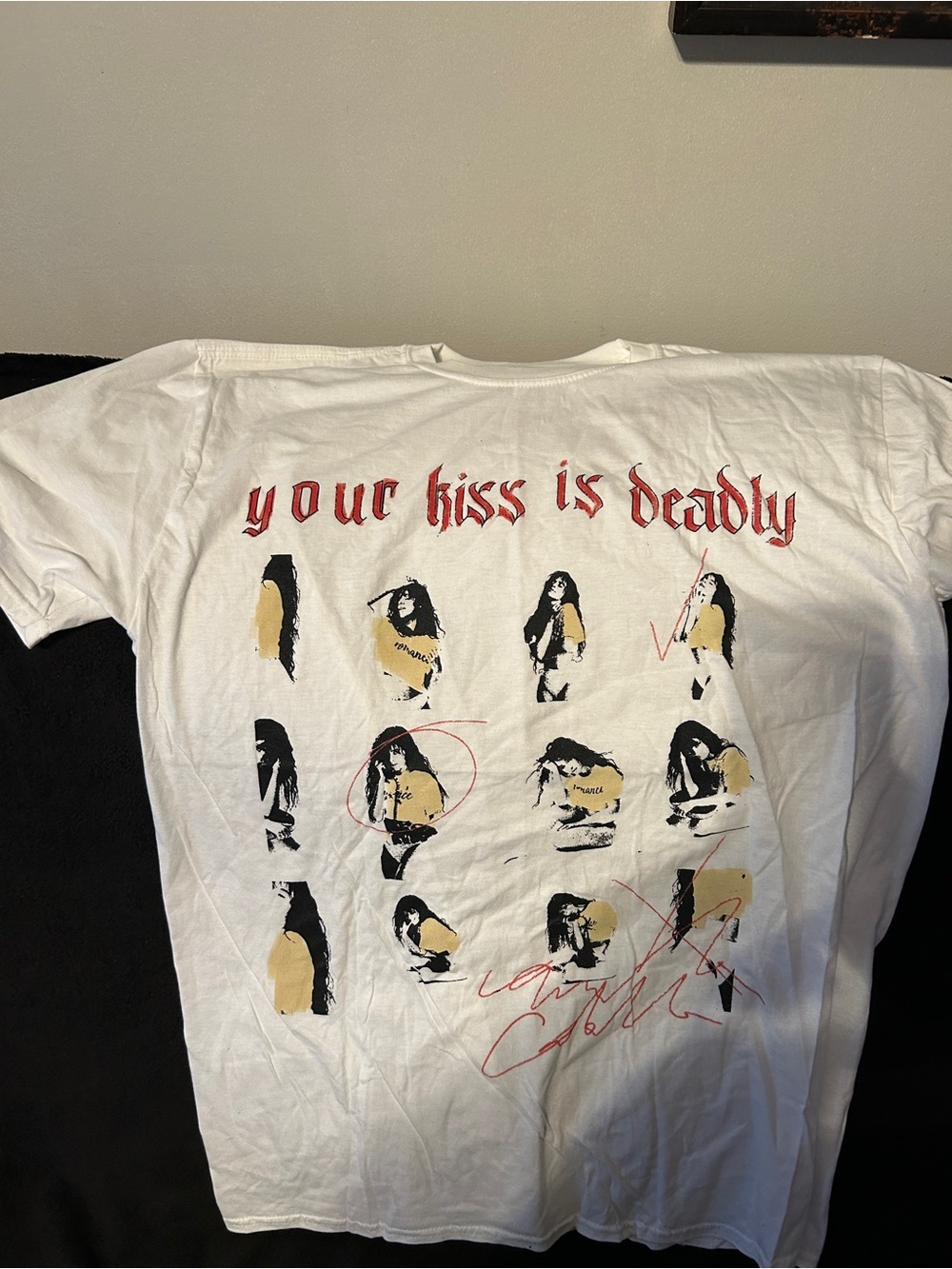 & Other Stories White 'Your Kiss Is Deadly' Graphic Tee